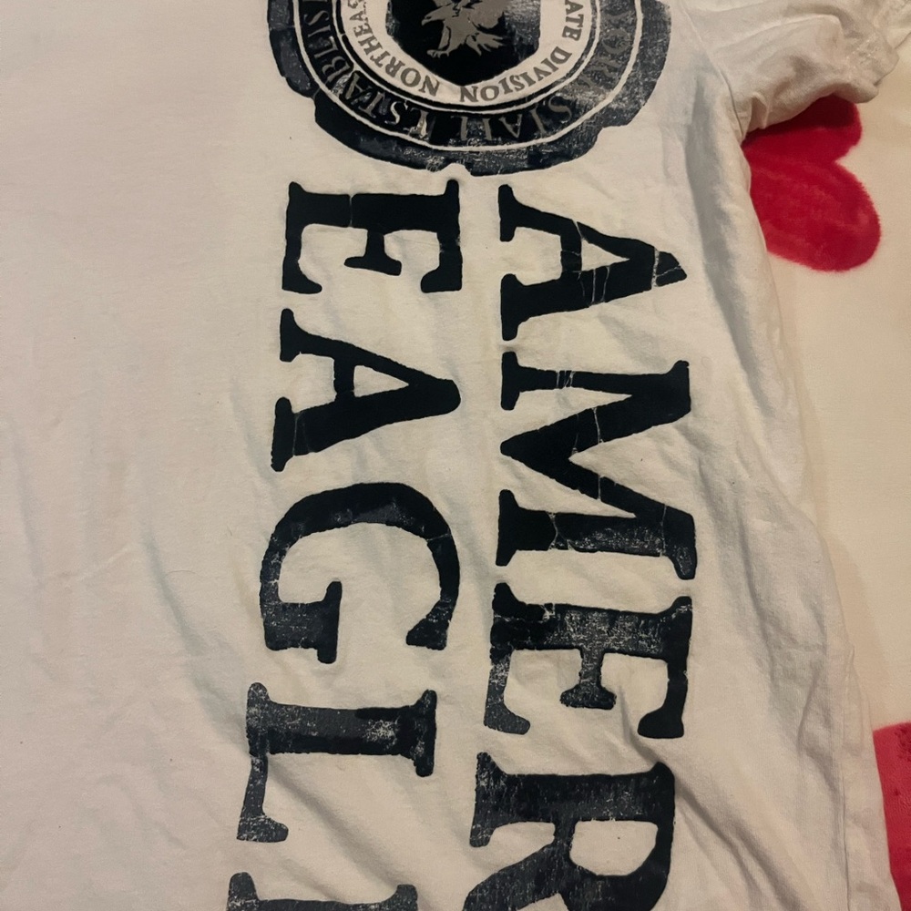 American Eagle Outfitters White Athletic Fit Tee